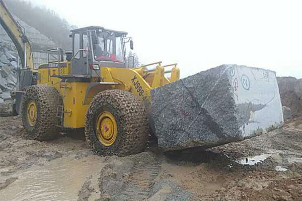 Xiajin forklift loader has withstood the test of stone mining around the world
